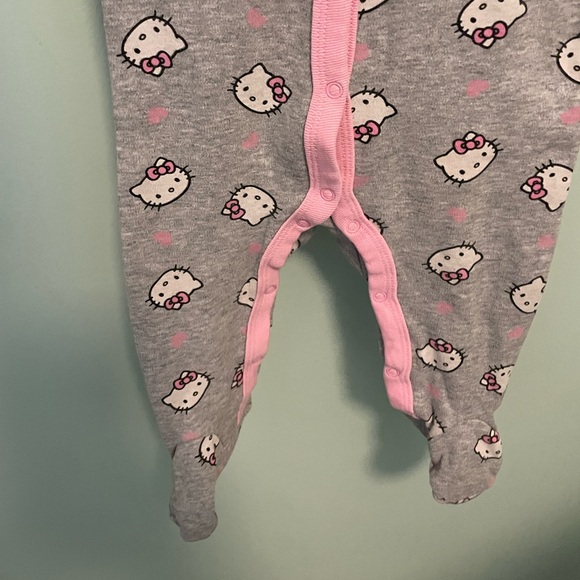 Hello Kitty Sleeper - Picture 3 of 6